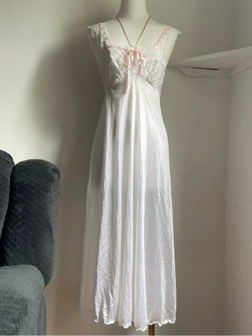 Ivory Satin Lace-Trim Nightgown with Pink Bow Accent